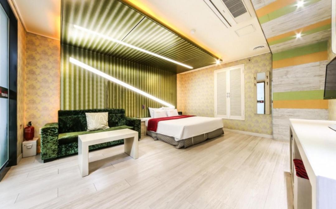 Madoka Motel Gyeongju Exterior foto